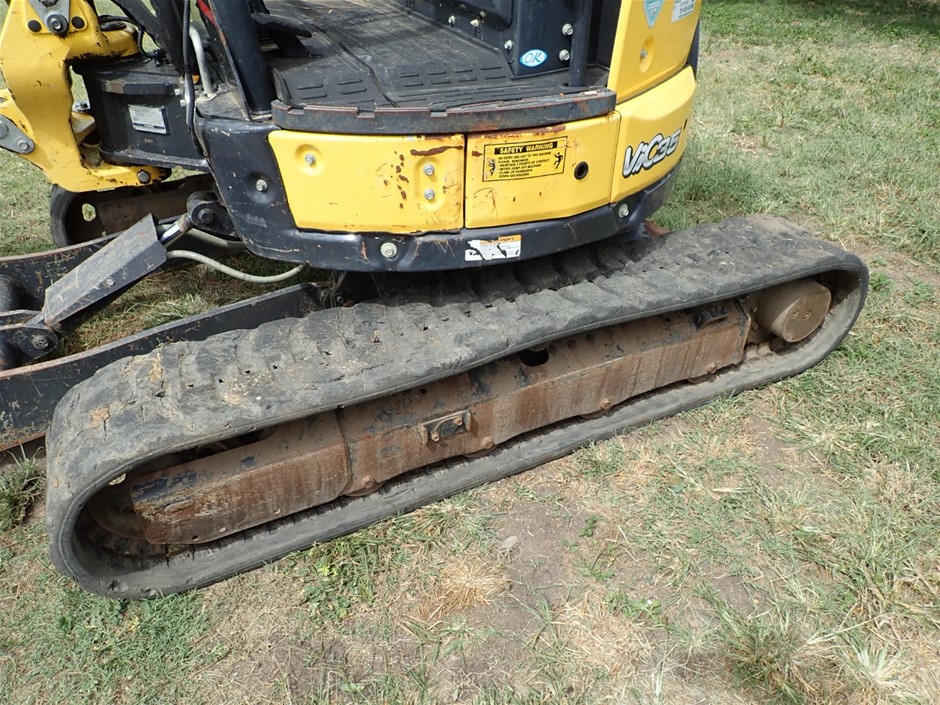 PROGEAR GR150 Road Bike 700C x 56cm, Black. NB: Has been used.