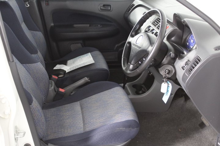 8-9mm Pearl & Swarovski Crystal & Initial Letter 'N' Charm Bracelet