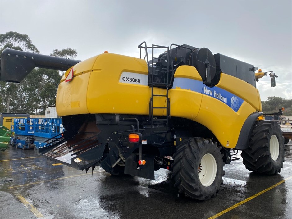 Initial Charm Letter 'U' Gold Plated Pendant Necklace