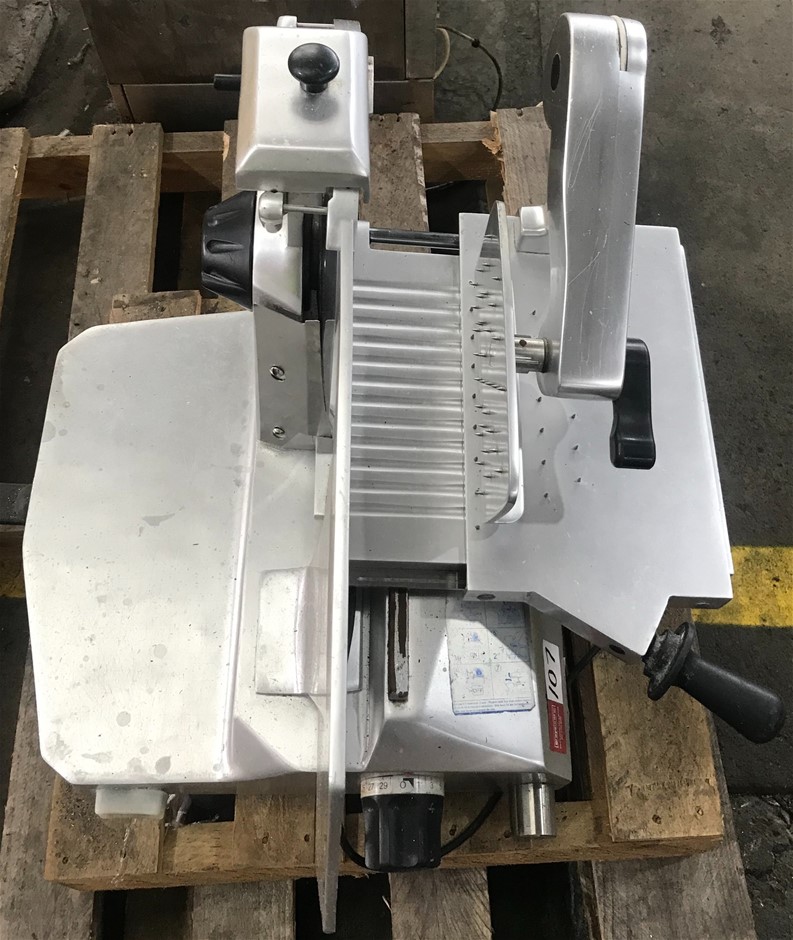 3.5ct Oval Cut Simulated Diamond 925 Sterling Silver Ring - Size 8