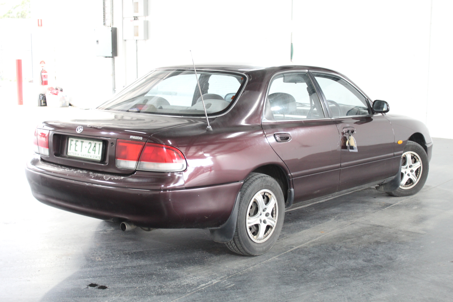 NESCAFE Dolce Gusto Genio S Touch Pod Capsule Coffee Machine, Silver.