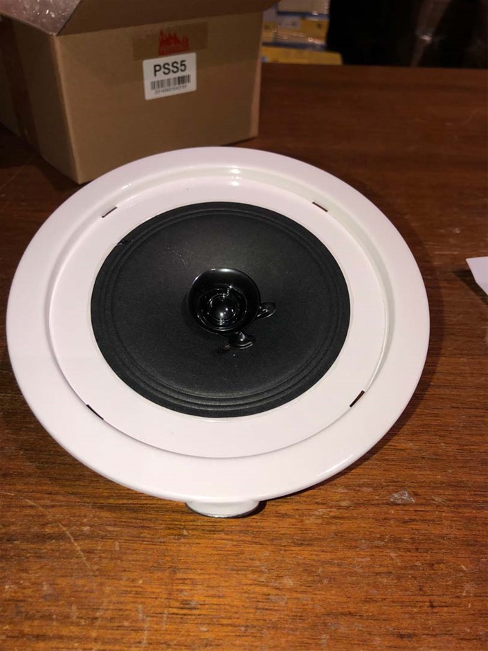 2 x GLAD Foil Heavy Duty, 150m x 30cm. N.B. Not in original packaging.