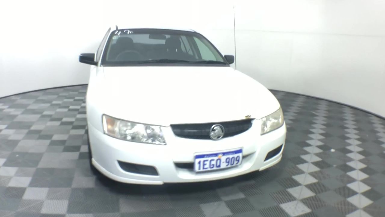 New in Box Multitude Spout and Mixer Combination - Quantity 1