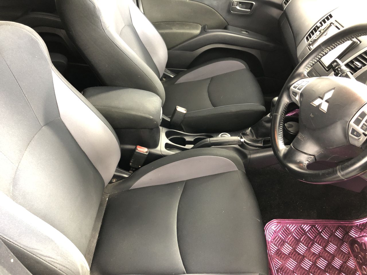 New in Box Logitech Silent Mouse - Quantity 4