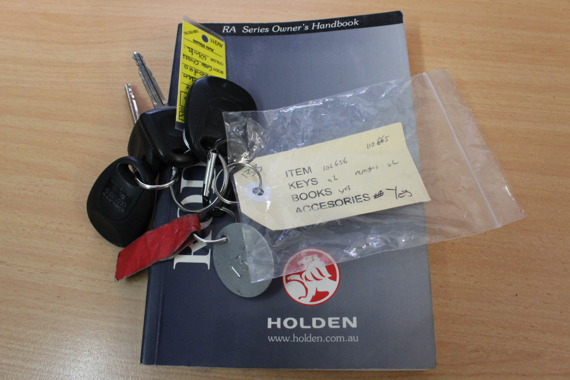 PHILIPS 4400 Series Fully Automatic Espresso Machine – 12 Hot & Iced Coffee