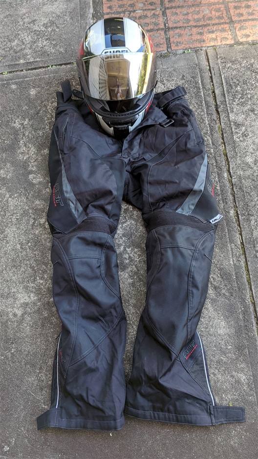 Mix Brand Mix Model Deep Tissue Percussion Massage Gun (Lot of 6)