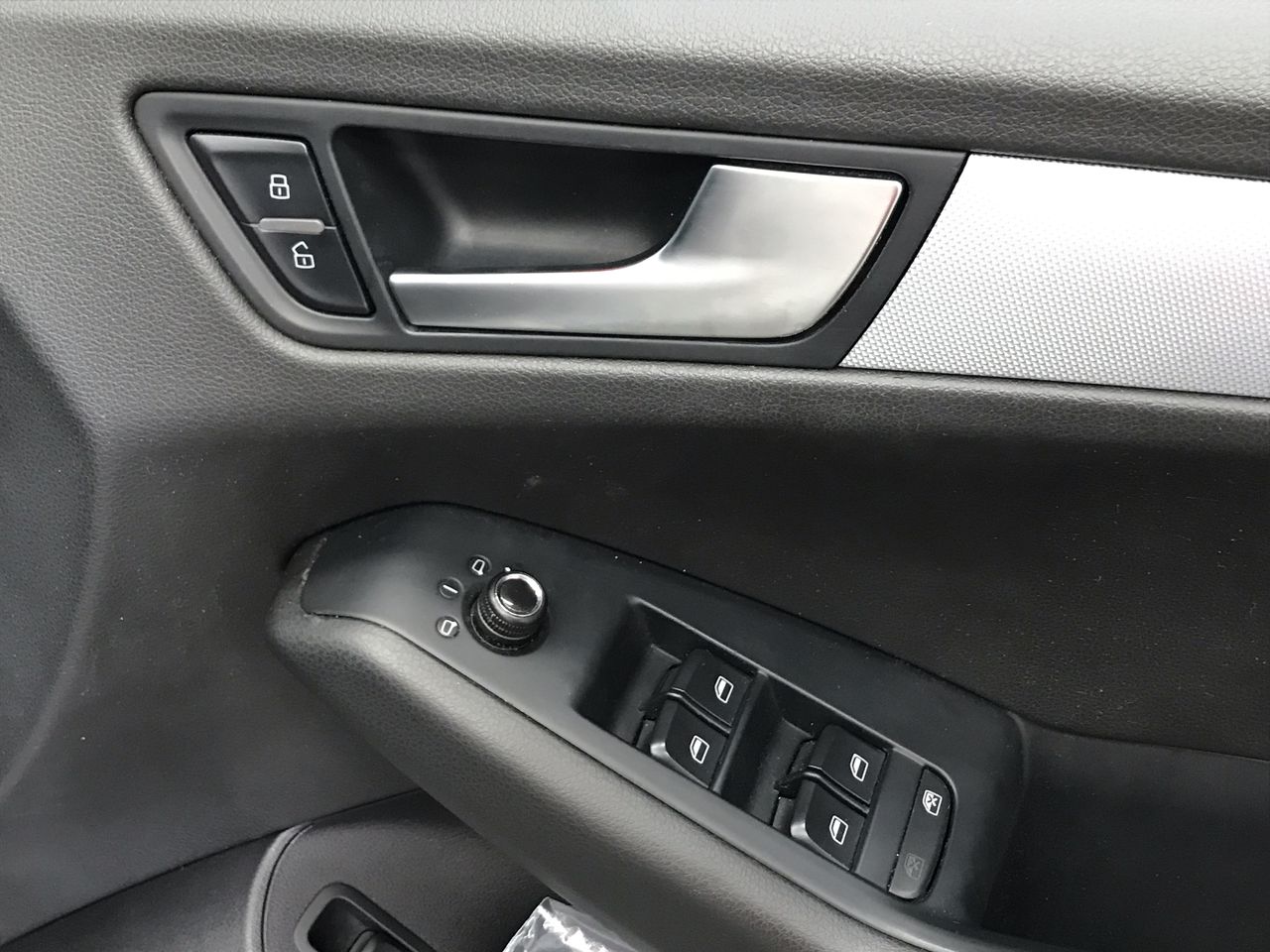 Elephant in the Room Pinot Noir Bagnum 2024 (6x 1.5L) SA