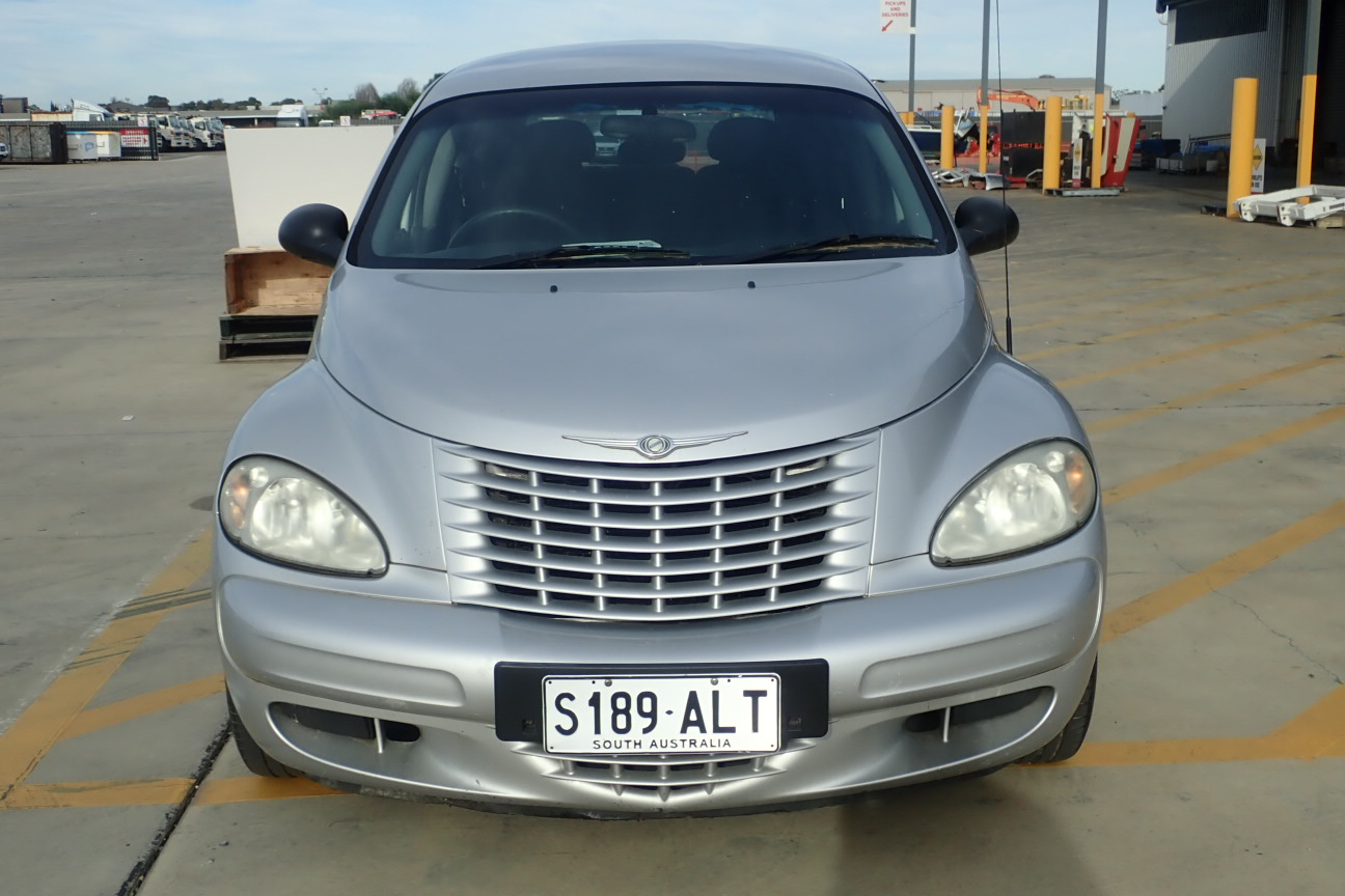 APPLE iPhone 16, 128GB, Ultramarine. S/N: FKV49F65P7. NB: Minor Use. Scratc