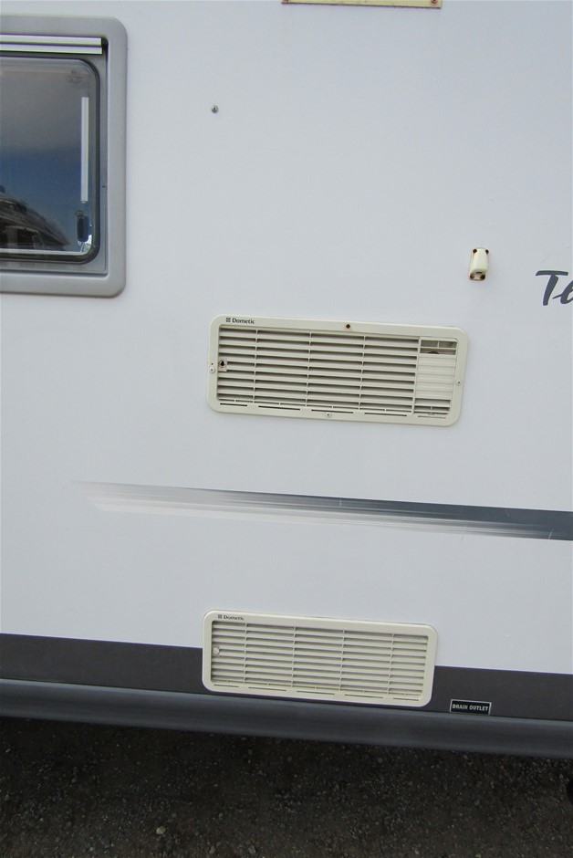 Casella Limited Release Cleanskin Cabernet Sauvignon 2012 (12x 750mL) SA