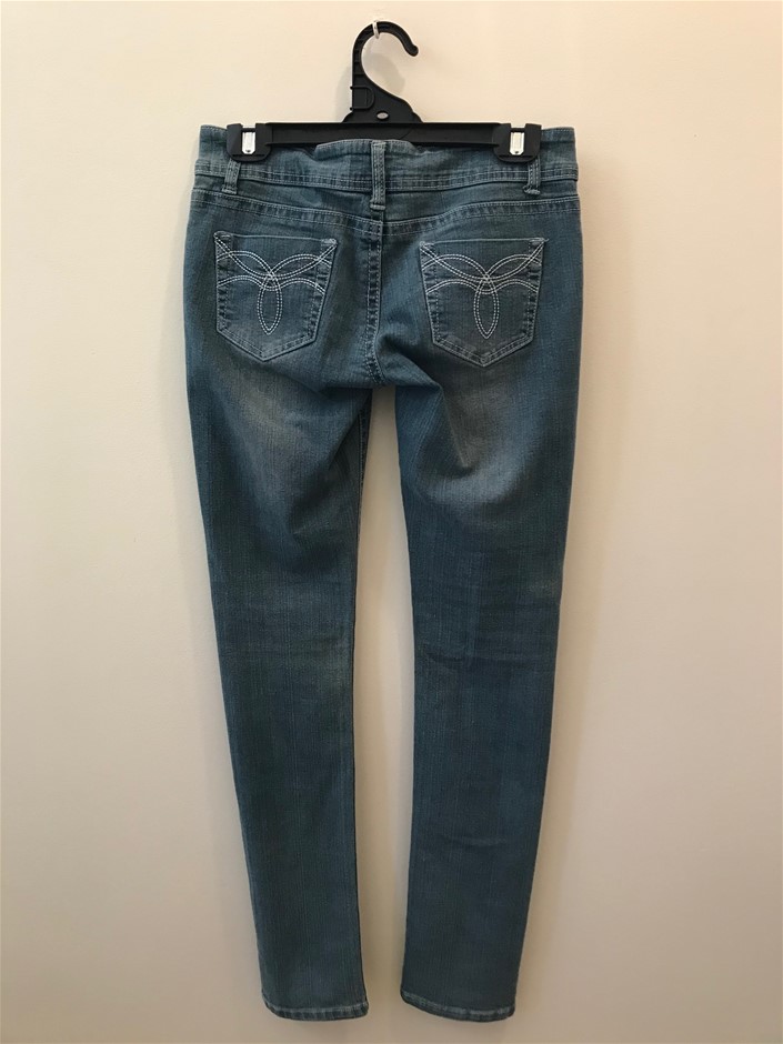 Jackson Estate Homestead Pinot Noir 2022 (6x 750mL) NZ