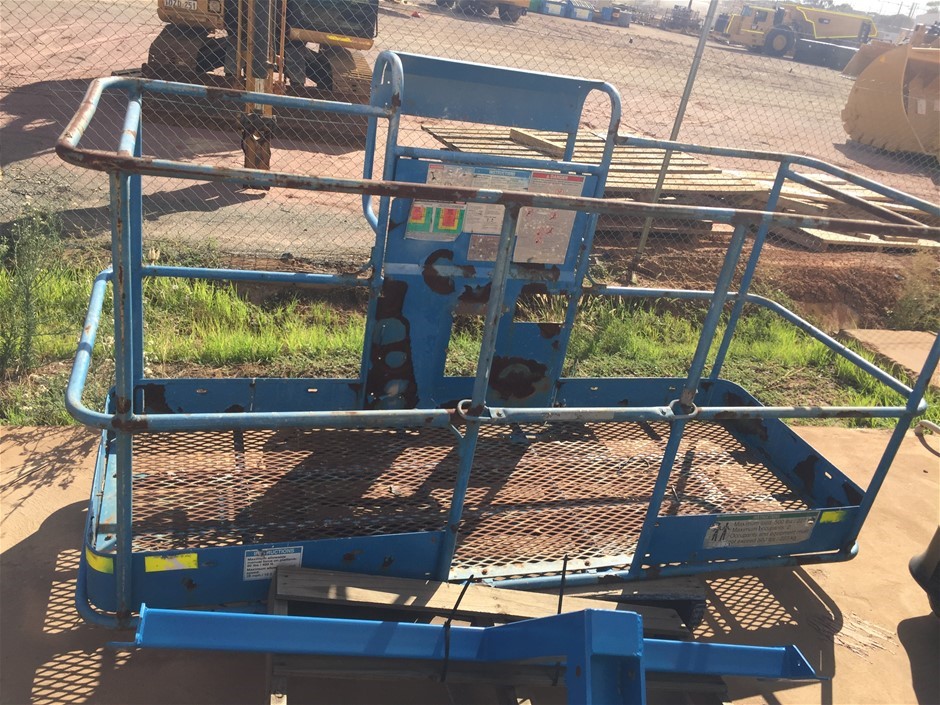 8-9mm Peacock Blue Potato Shape Pearl with Platinum Plated Bracelet