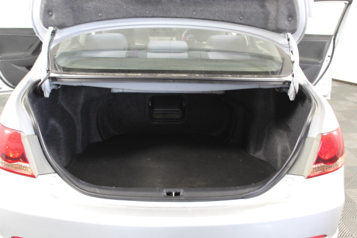 Stunning Rhodium Plated Champagne Crown Heart Ring - US Size 6