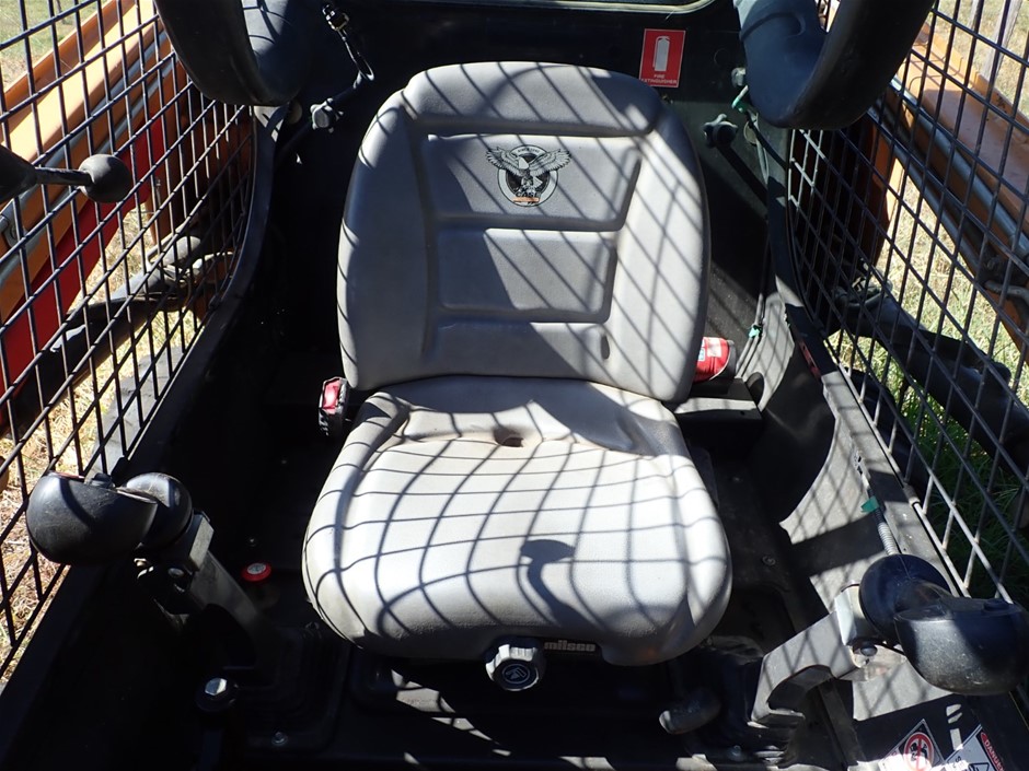 Stunning Aroma Perfume Lotus Bracelet - Brown - missing crystal