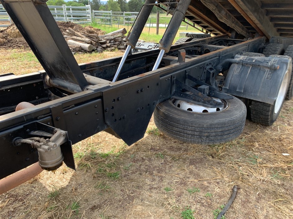 4.05 Carats Cornflower Tanzanite Parcel 8 Pieces