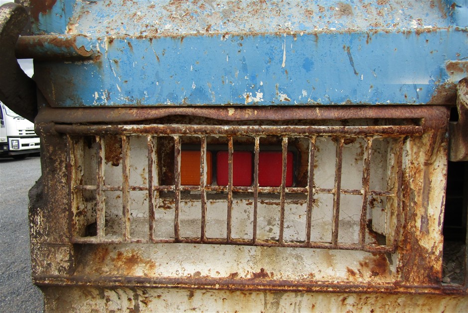 KAZOO 15518 High Sofa Bed Scratching Post with Sisal, Colour: Grey, Dimensi