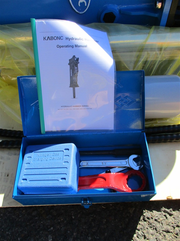 SIGNATURE Players Distance 7-Piece Iron Golf Set , Right Hand, Regular Flex