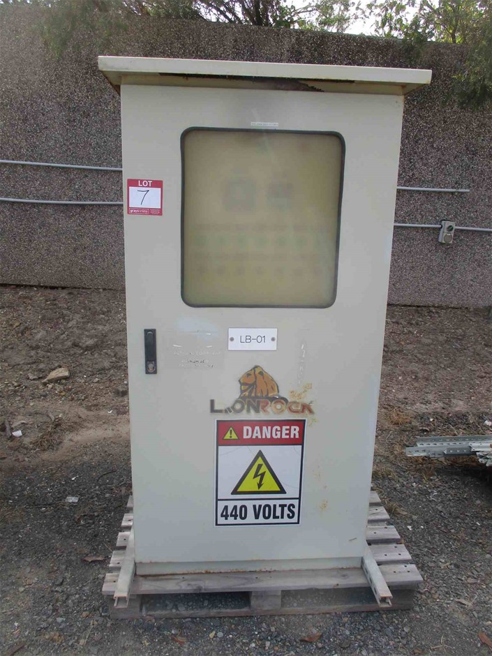 Large Work bench (Unused)