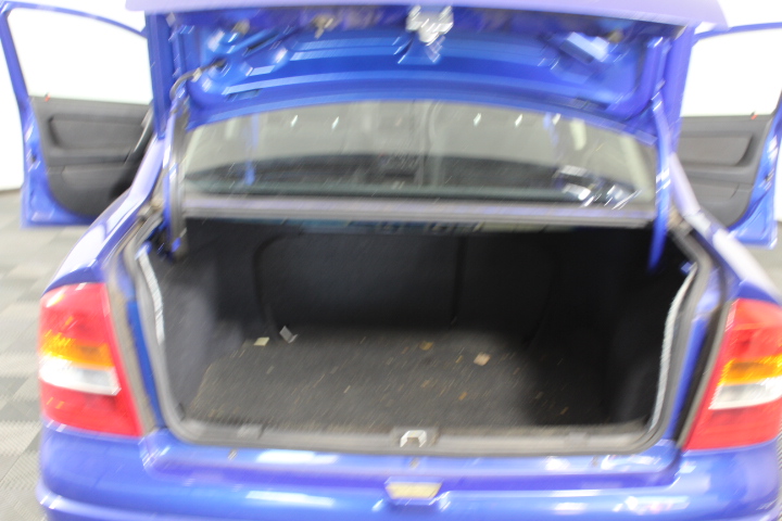 Simulated Diamond Zodiac Necklace - TAURUS (Yellow)