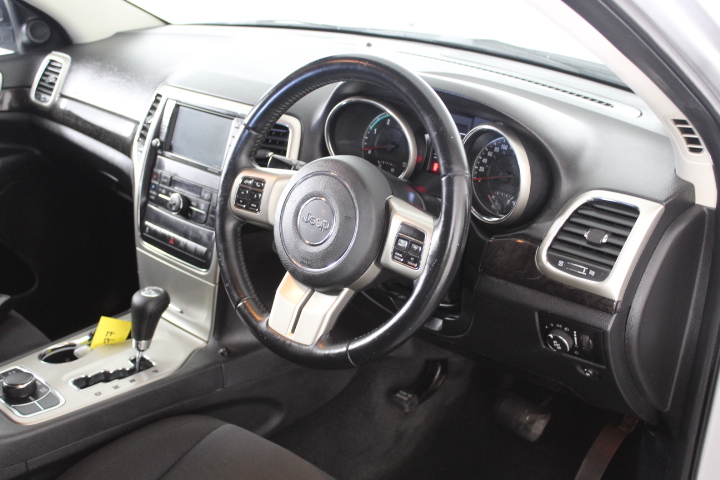 MILWAUKEE M12 12V Li-ion Cordless Compact Blower - Skin Only.