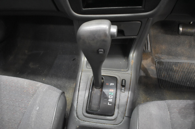 20 Packs of 1000 x VOREL Staples 6mm.