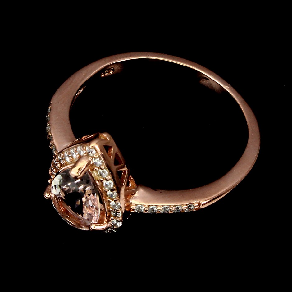 7-8mm White Pearl & White Baroque Pearl Glam Pendant.