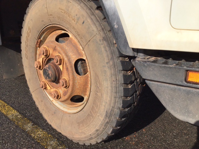 PuErDe Multigate 29-381 Isolation Gown Non Medical - New