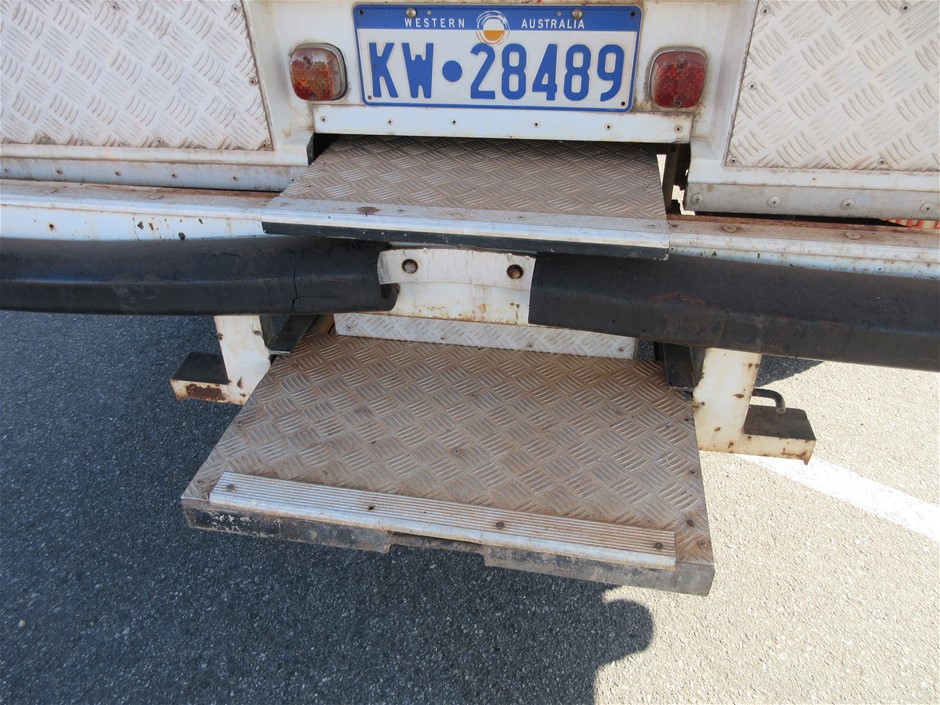 Quantity of 2700mm Pallet Racking Beams