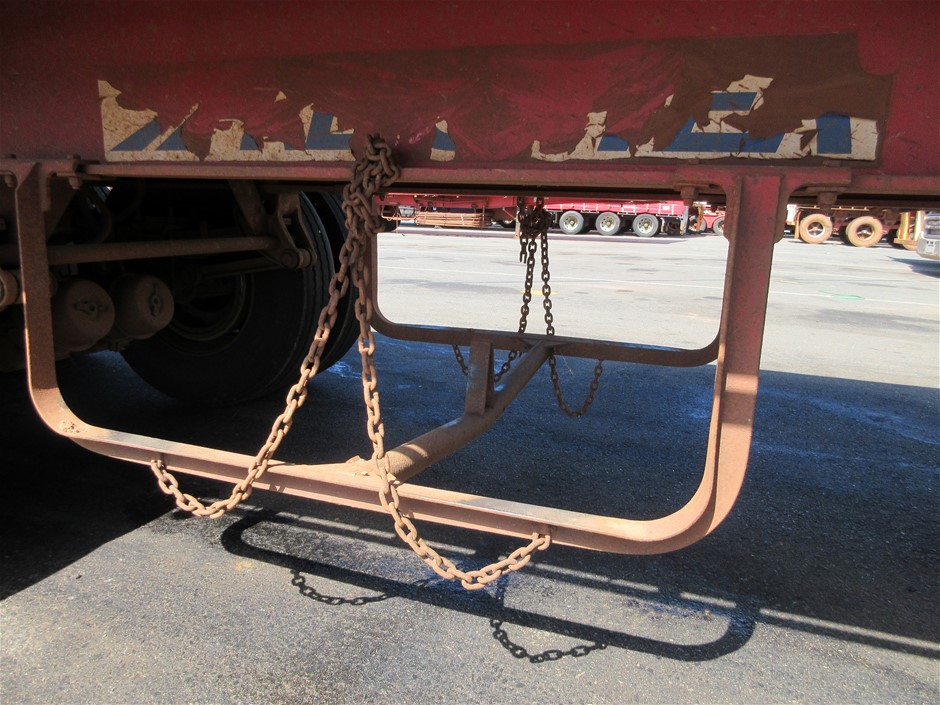 0.07 Carat round 2 white diamond