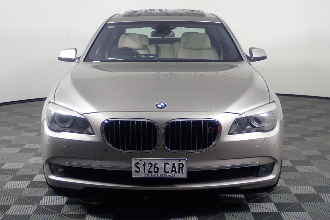 18K Gold-Filled Single-Row Ring, Simulated Diamonds, Size 10