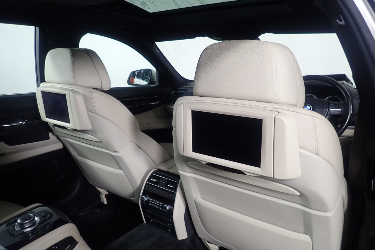 18K Gold-Filled Cuban Bracelet with Simulated Diamond Clasp, 8MM -  19cm