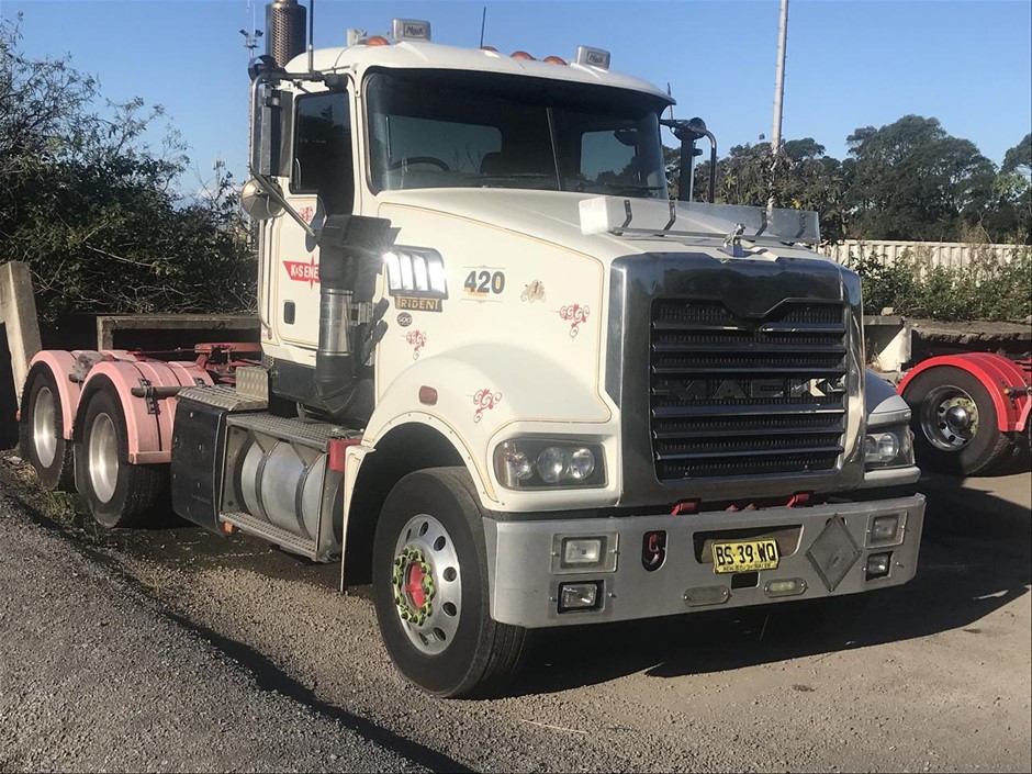 2011 Toyota Landcruiser Workmate VDJ79R Turbo Diesel Manual Cab Chassis