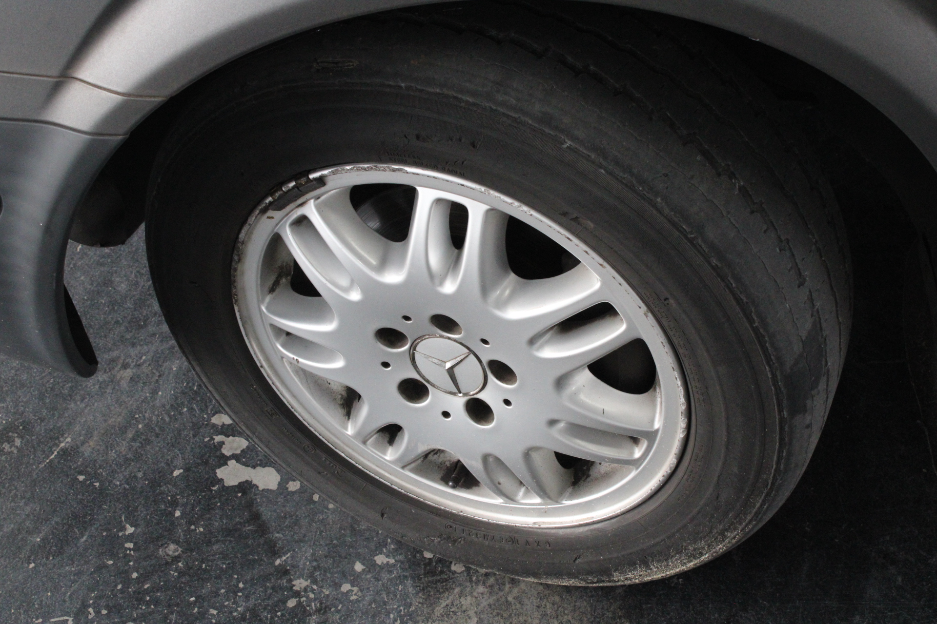 0.20 TCW yellow round various diamonds