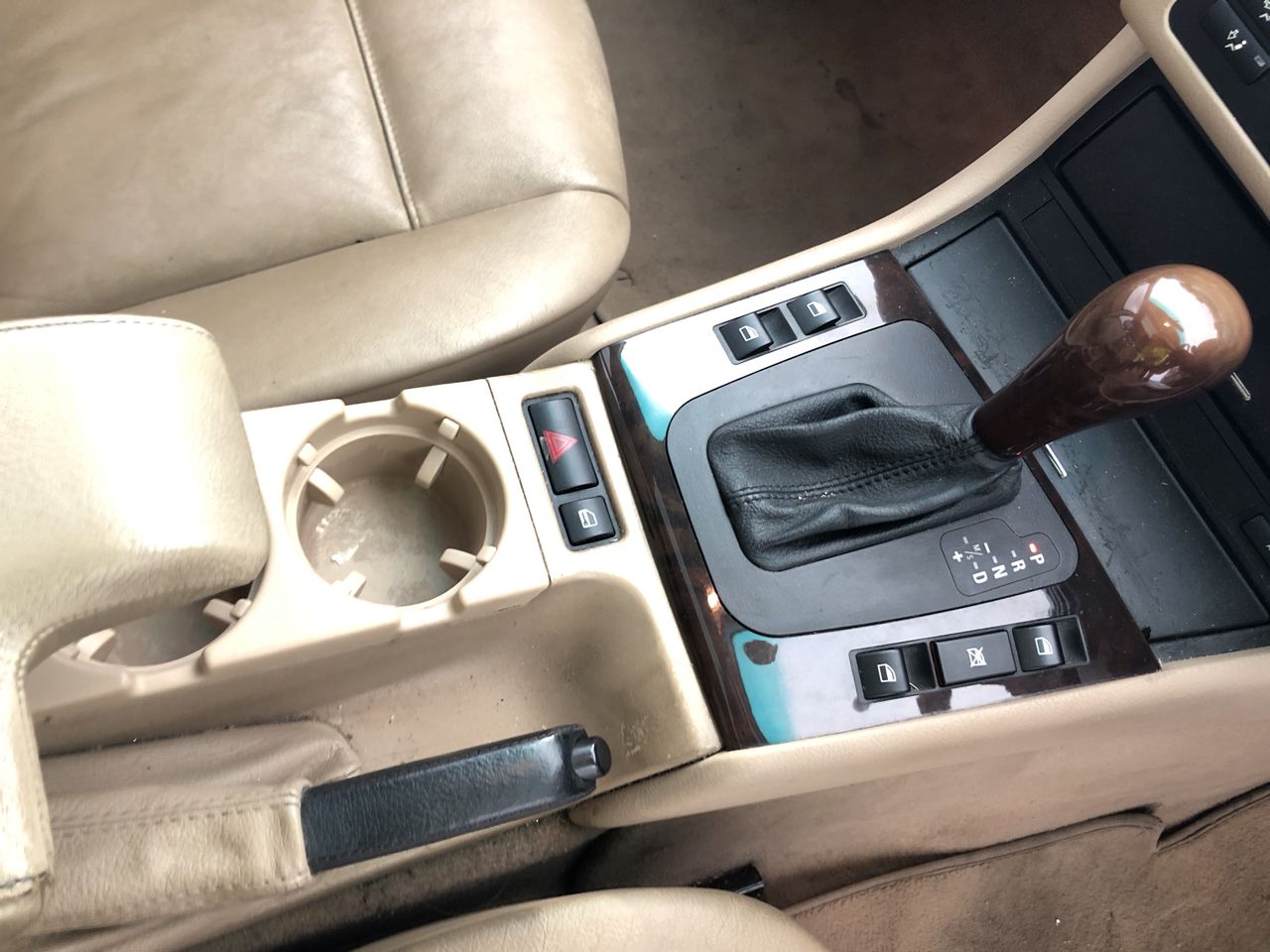 Helen & Joey Estate Cleanskin Cabernet Merlot 2019 (6x 750mL) VIC