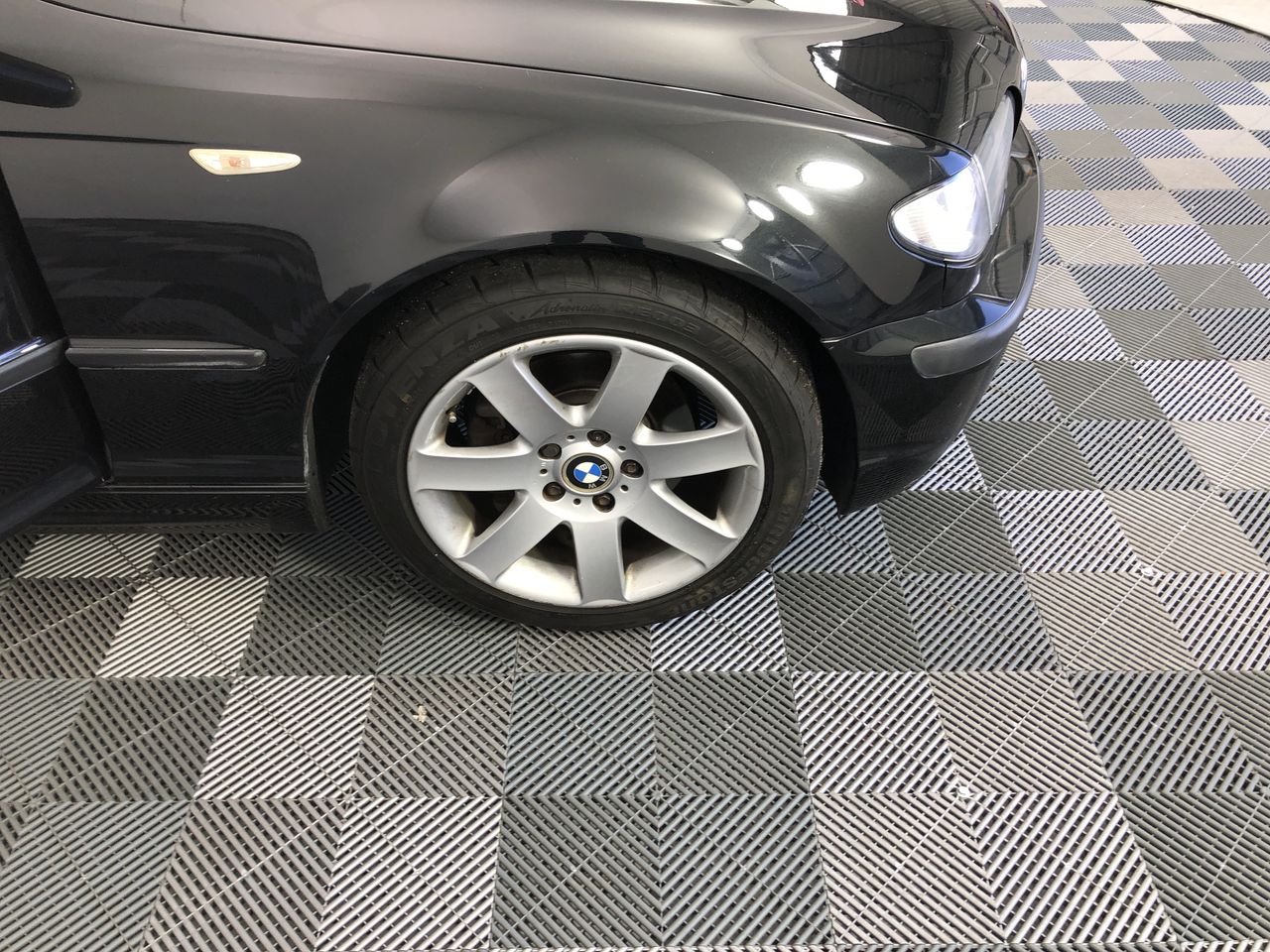 Howlin Gale Wines Category 5 Cabernet Sauvignon 2017 (6x 750mL) SA