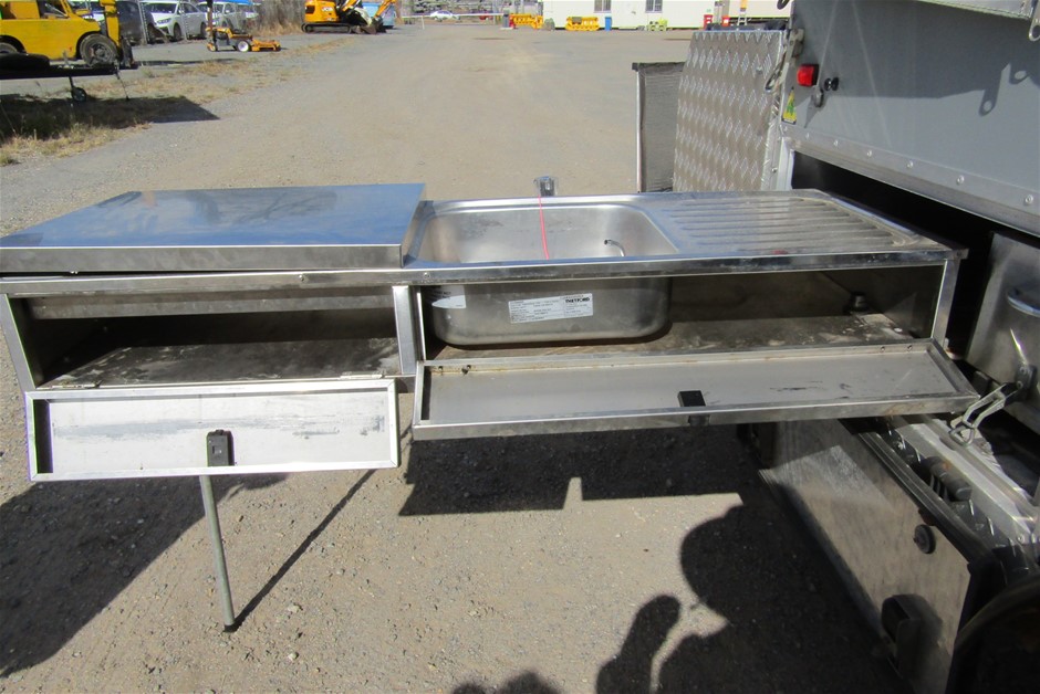 18K Gold-Filled Cuban Chain Bracelet, 18MM Wide - 21.5cm