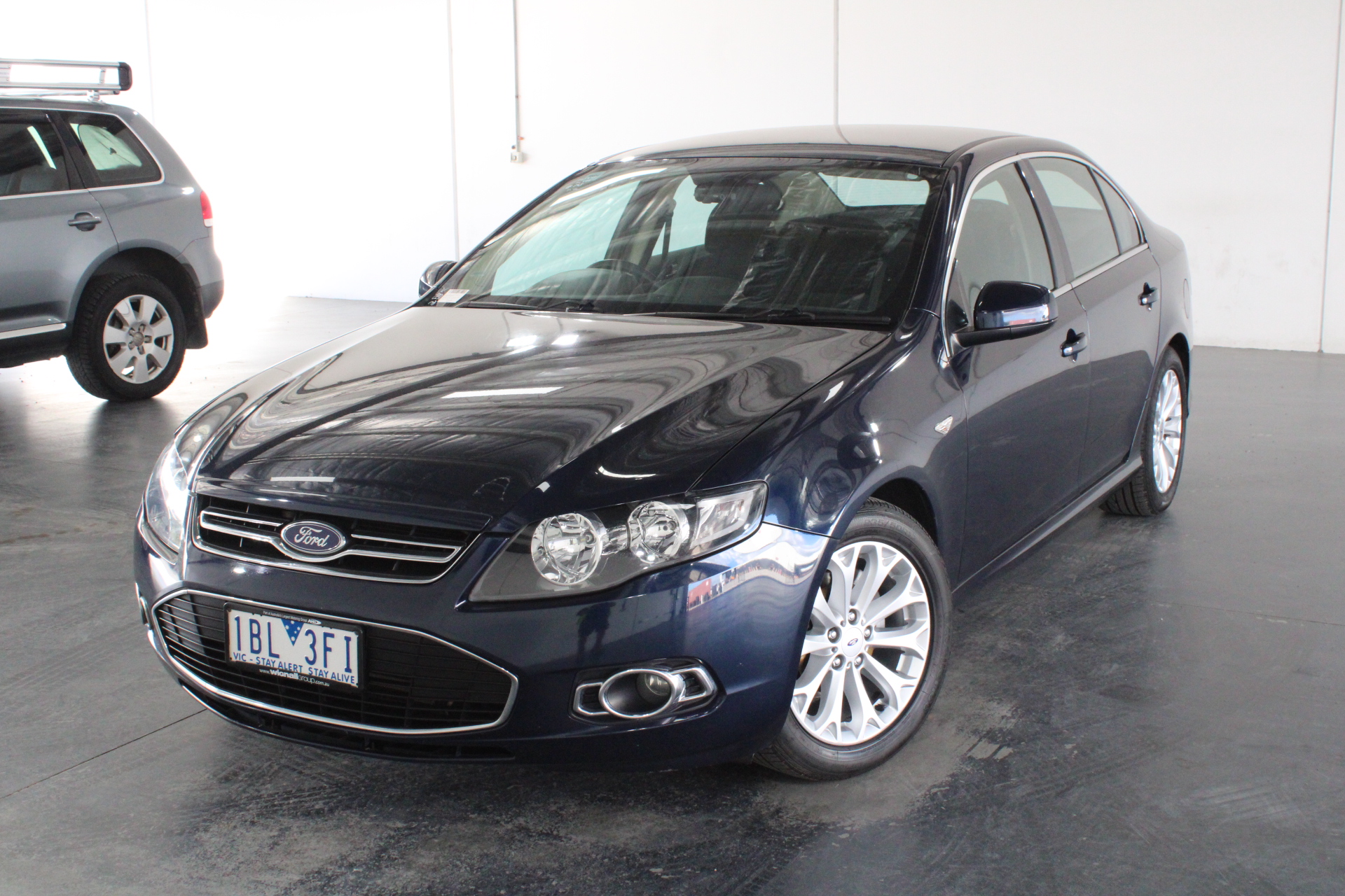 Yellow Gold 7.2 ct Natural Amethyst & Diamond Ring with Valuation