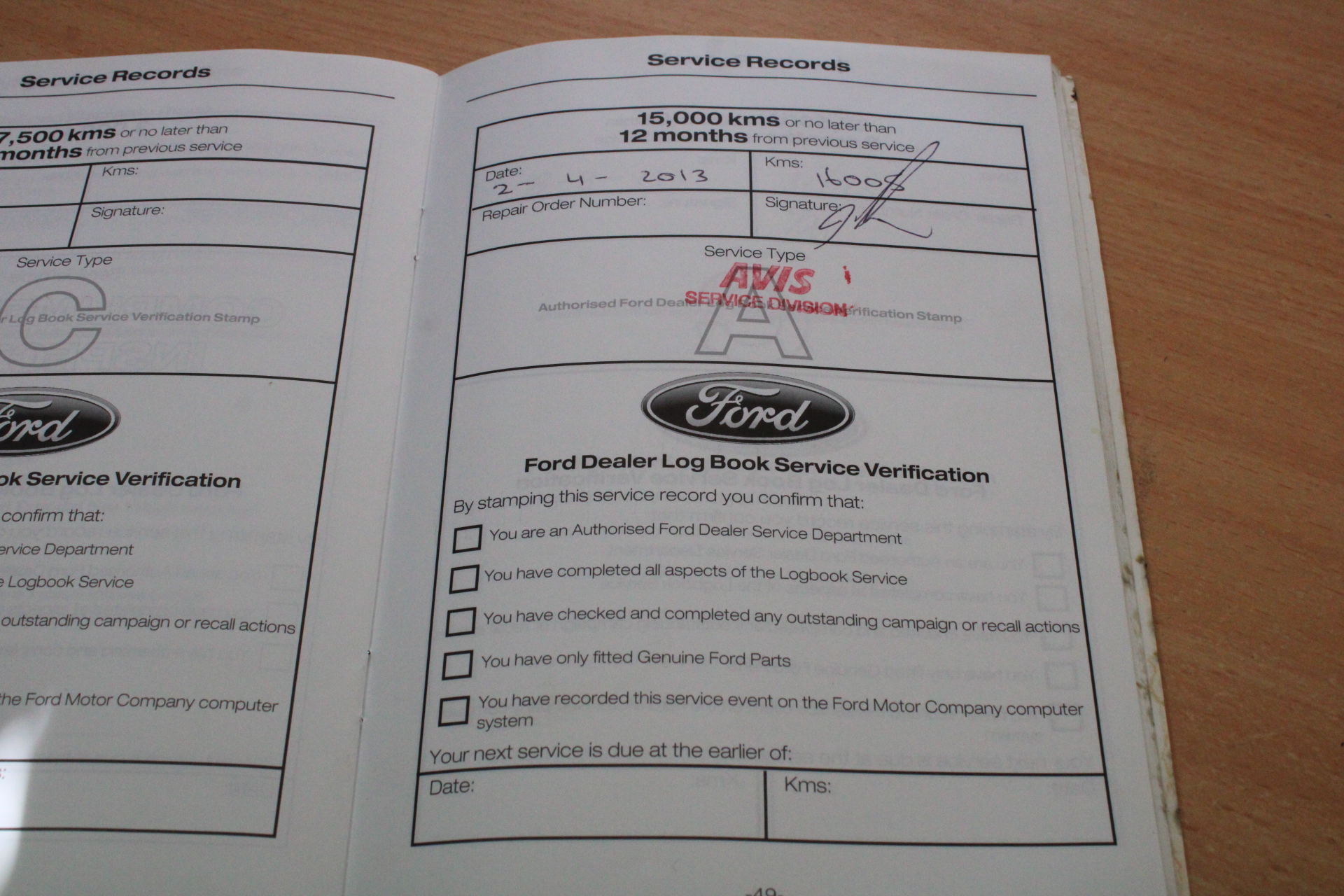 7-8mm NPearl with 'O' Toggle & Dangling Blister Pearl Bracelet