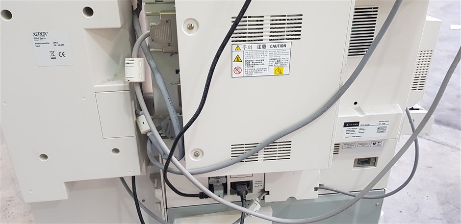 2.09 TCW White round diamond