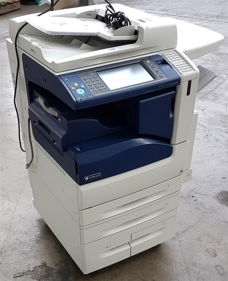 0.07 Carat round 2 white diamond