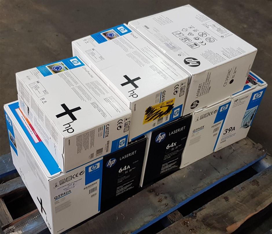 0.05 carat white 4 baggette fancy shape diamond