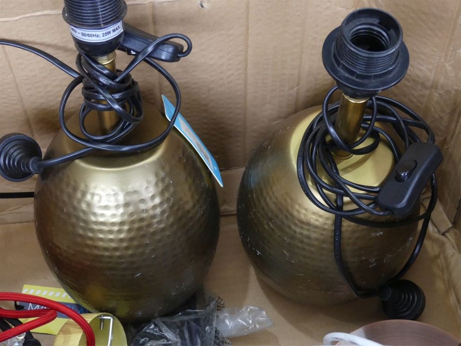 Waterproof  Watch Barrel Shaped Transparent Red Color Quartz Watch Popular