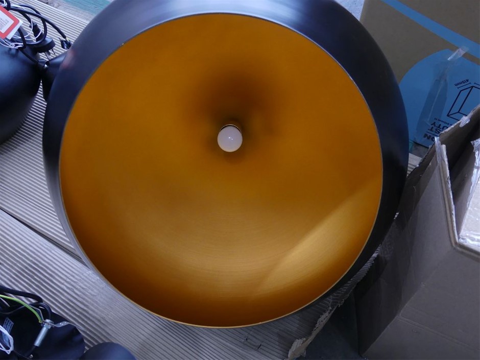 0.20 TCW yellow round various diamonds