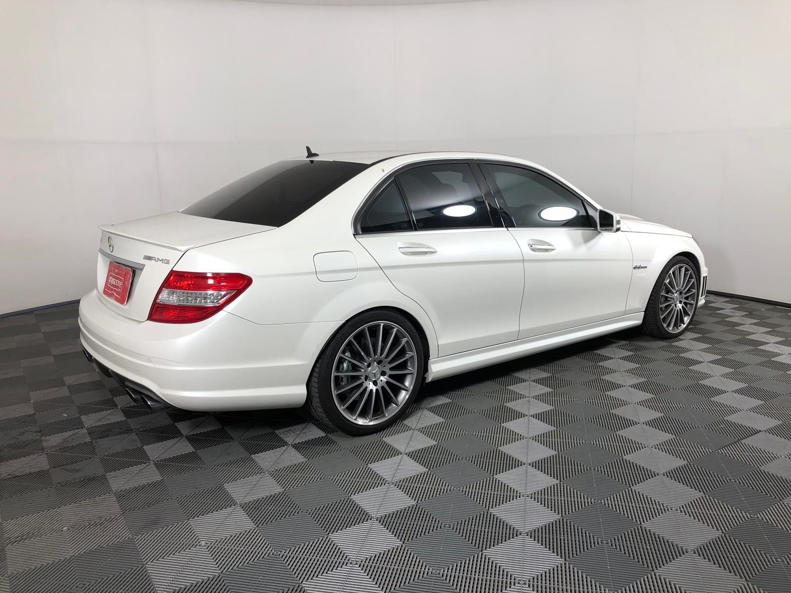 Approx 37 Ct of Loose Boulder Opal Chips (Coober Peby) In glass disp/bottle