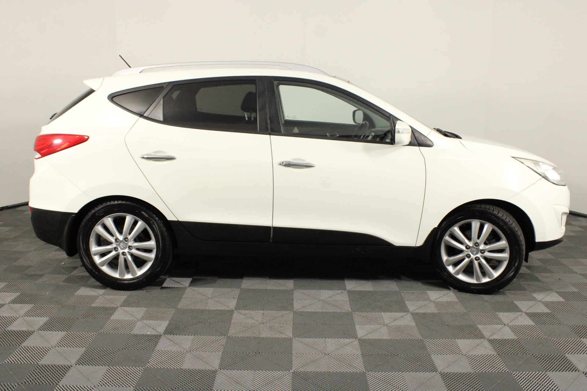 Akai MPD218 MIDI Pad Controller