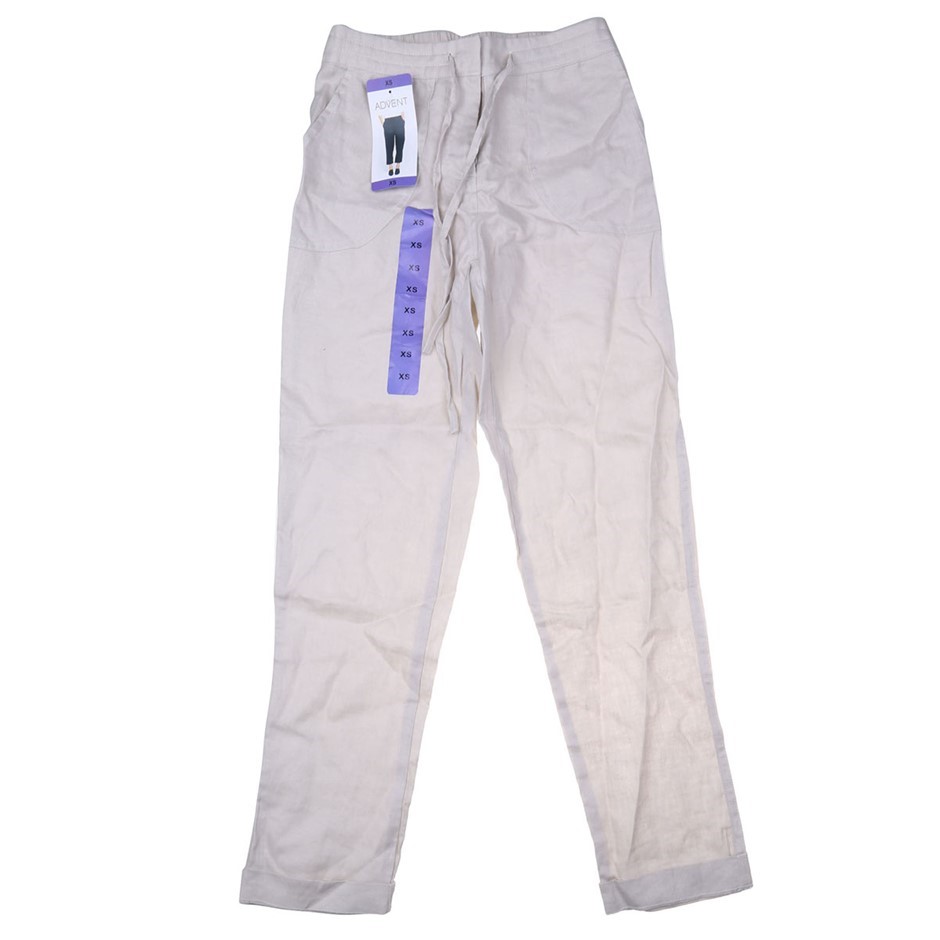 DISNEY Disney Doc McStuffins 4 Piece Toddler Bed Set, Includes: Comforter,