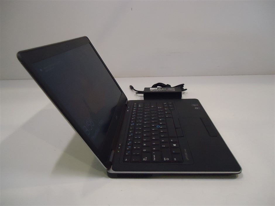 9K Yellow Gold LOCK RING