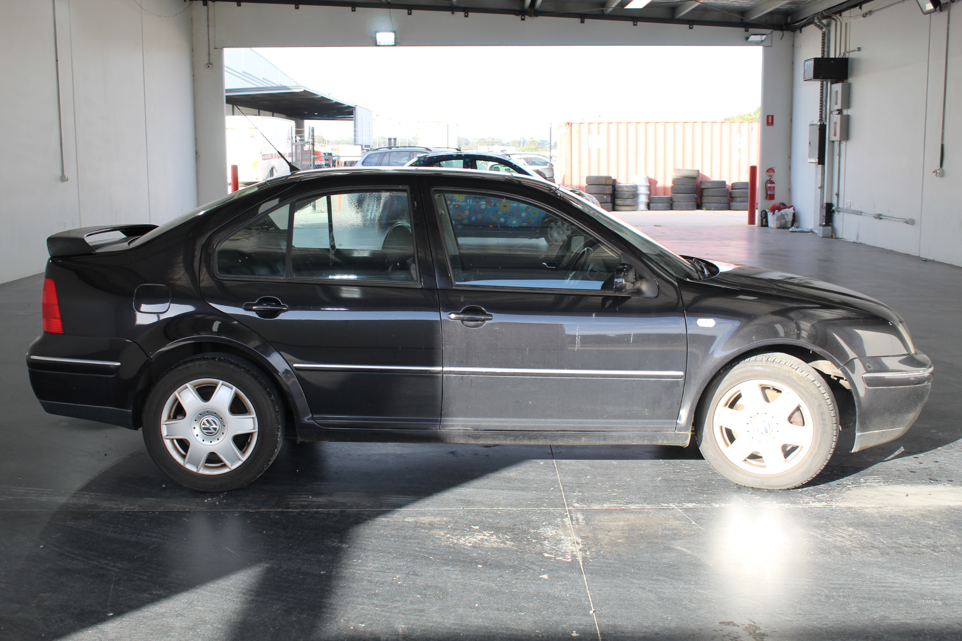 18K Gold-Filled Cuban Bracelet with Simulated Diamond Clasp, 8MM -  19cm