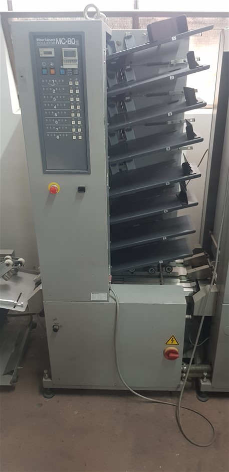 Sony VPL-FHZ57 Data Projector + Mounting Bracket