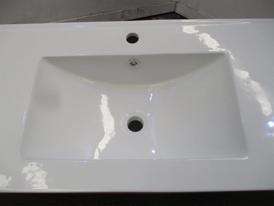 Vintage Enameled Easter Egg Diamante Jewelry Organizer Trinket Box Décor