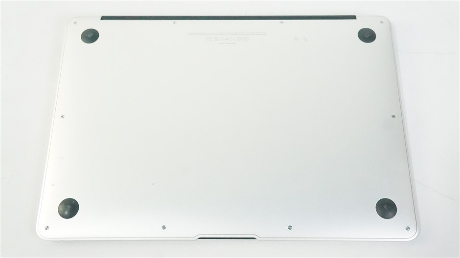 0.11 Carat white princess cut diamond pair